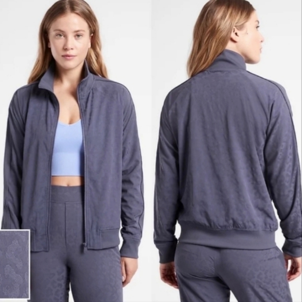 Athleta Brooklyn Bomber Jacket Leopard Jacquard Sz XXS